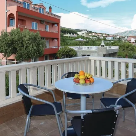 Jurica Apartman *